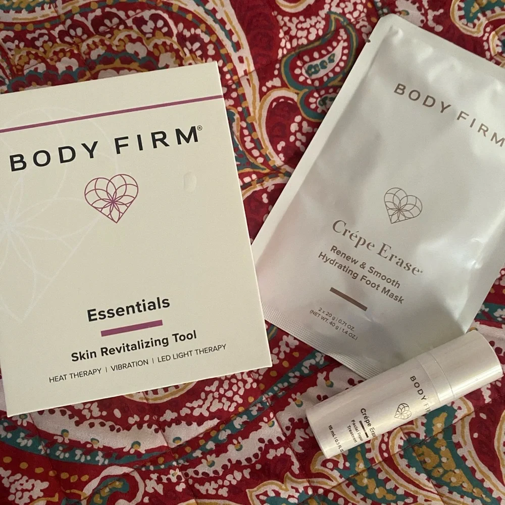 Body Firm Skin Revitalizing Set NIP - Picture 8 of 8